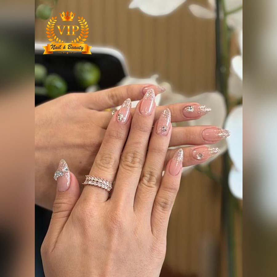 Beautiful nail design_April 2026